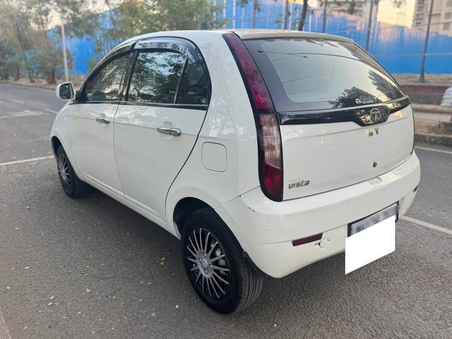 https://images10.gaadi.com/usedcar_image/4276432/original/processed_64eeccbeba671f1e91495f64f51d5fea.jpg?imwidth=6402