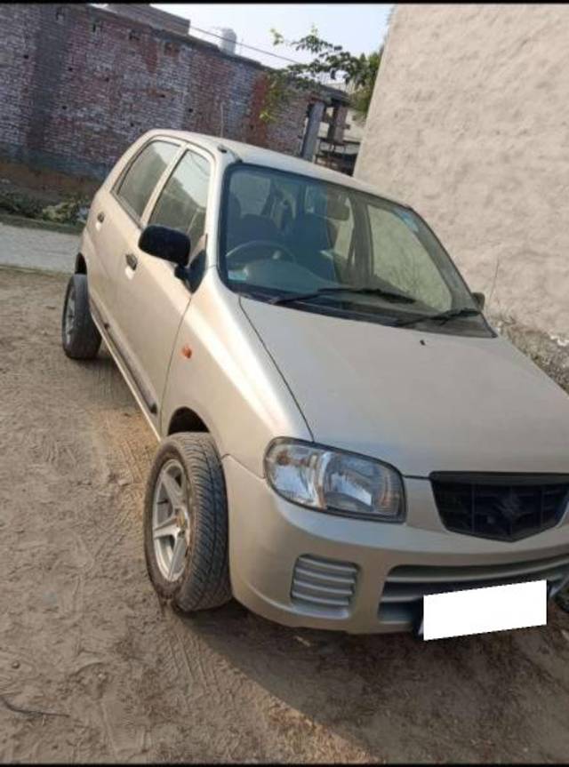 https://images10.gaadi.com/usedcar_image/4276440/original/processed_cb940bb7-aa0d-44b2-959b-7aa30a08c48c.jpg?imwidth=6400