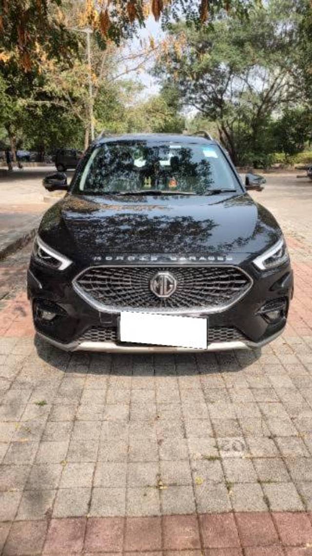 https://images10.gaadi.com/usedcar_image/4276441/original/processed_804666e1-9dc9-4ff8-a57c-c06d7f7d1164.jpg?imwidth=6400