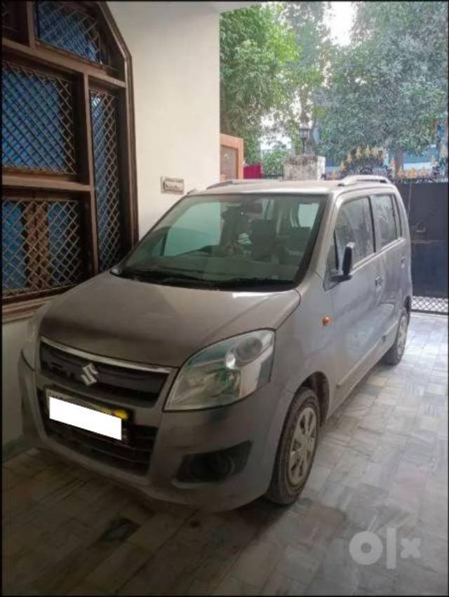 https://images10.gaadi.com/usedcar_image/4276683/original/processed_cd00d2e0-1dcc-4bf6-b15c-000e7fa6eb00.jpg?imwidth=6400