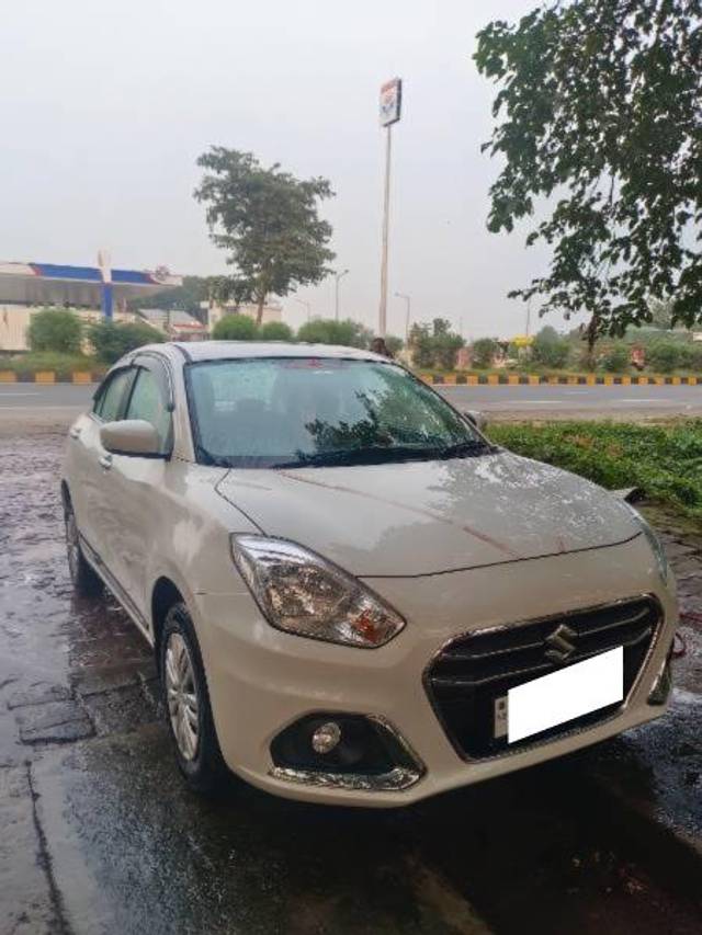 https://images10.gaadi.com/usedcar_image/4276783/original/processed_7ff006c0-6d31-4f3e-98d2-81324c0f64ca.jpg?imwidth=6400