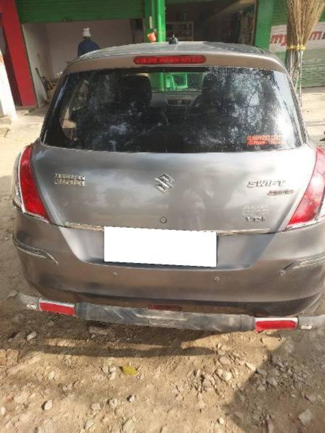 https://images10.gaadi.com/usedcar_image/4276898/original/processed_a3c29d2e-efbe-4e8d-9a88-37a6227338b6.jpg?imwidth=6400