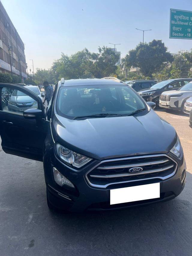 https://images10.gaadi.com/usedcar_image/4276959/original/21de2228e463297cbd0ee1c9bf6fc48f.jpg?imwidth=6402