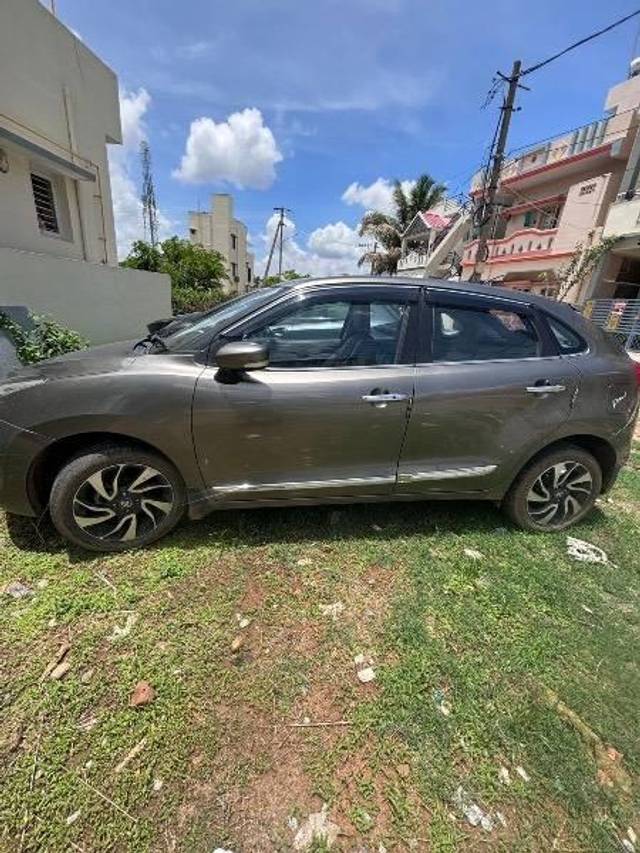 https://images10.gaadi.com/usedcar_image/4276977/original/processed_07ed250b-e152-4b99-9647-cb93749168de.jpeg?imwidth=6401