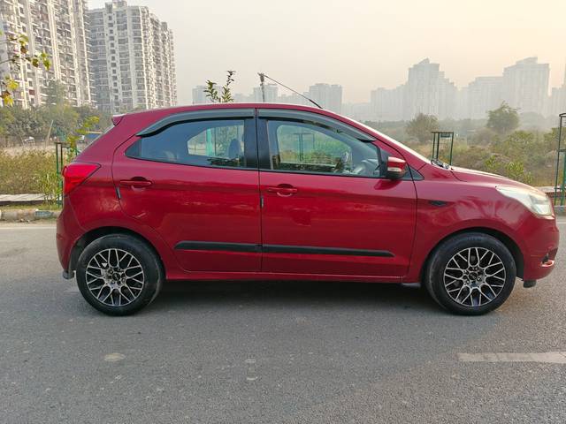 https://images10.gaadi.com/usedcar_image/4277077/original/b53d1228a19f8f6531858a82904d305c.jpg?imwidth=6401