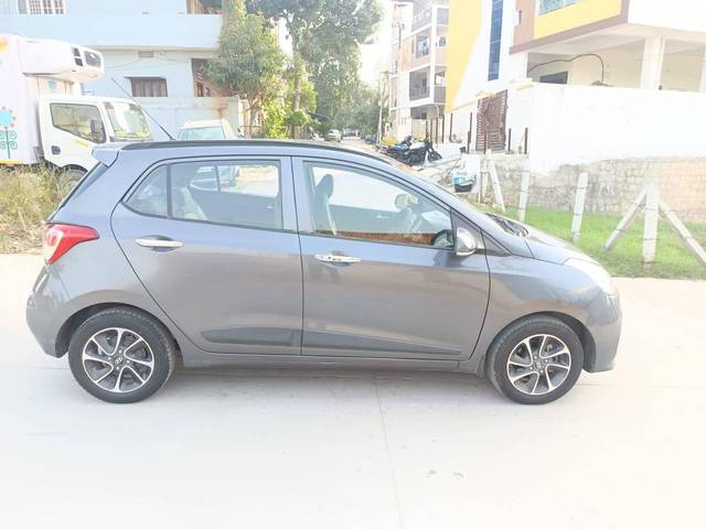 https://images10.gaadi.com/usedcar_image/4277176/original/processed_b91903615181a20baf96dcbd8d432073.jpg?imwidth=6401