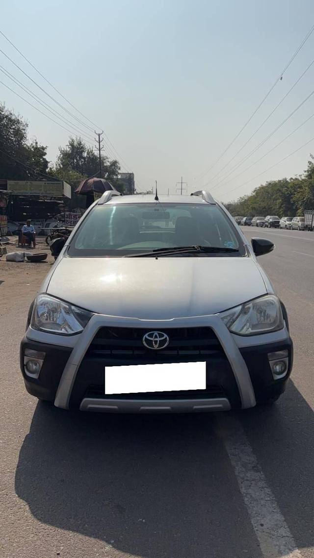 https://images10.gaadi.com/usedcar_image/4277207/original/processed_bb79f468824e79ffd7e3340b0206fd67.jpg?imwidth=6400