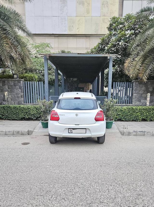 https://images10.gaadi.com/usedcar_image/4277344/original/processed_4b779032643b970da12d51f2027ef0bb.jpeg?imwidth=6402