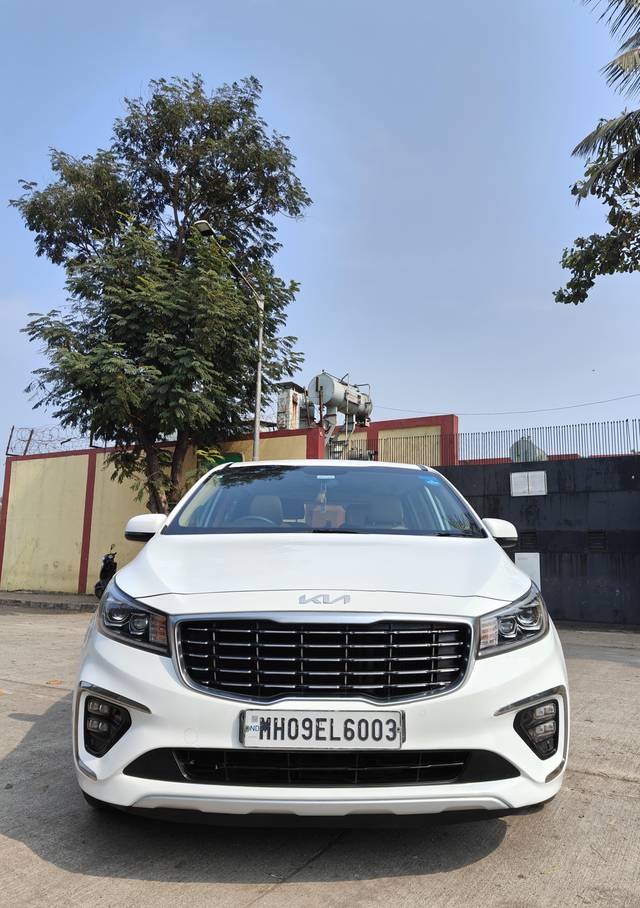 https://images10.gaadi.com/usedcar_image/4277351/original/processed_ace0c775352495d4c3fe77e8593c8d2a.jpg?imwidth=6400