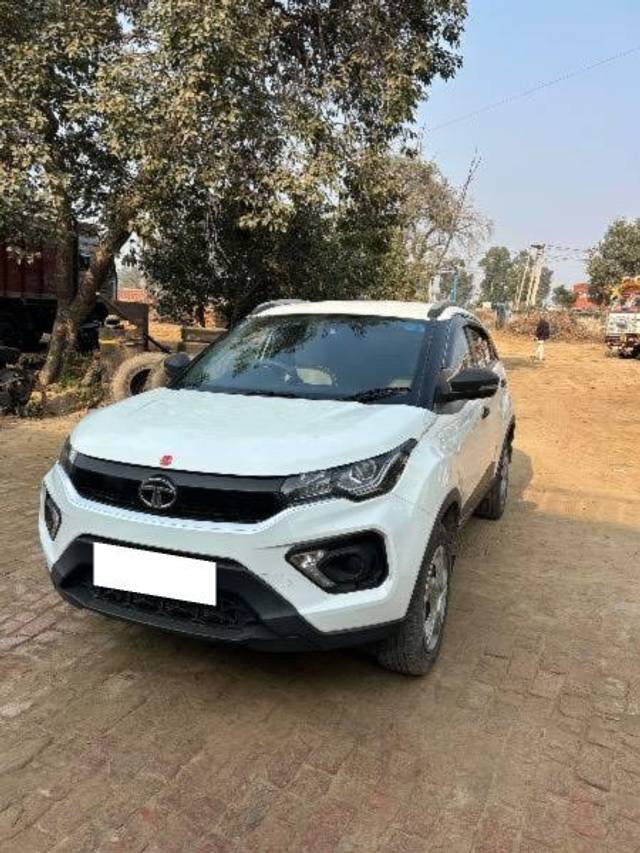 https://images10.gaadi.com/usedcar_image/4277383/original/processed_8edcbf05-f982-44f2-b362-0dbc23d025b4.jpg?imwidth=6401