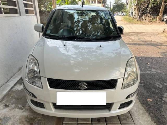 https://images10.gaadi.com/usedcar_image/4277584/original/processed_5af70e49-4db8-4446-a276-e031d15fd8f8.jpg?imwidth=6400