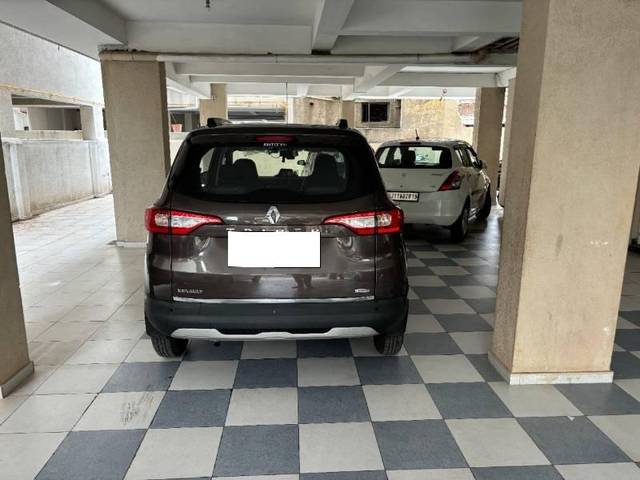 https://images10.gaadi.com/usedcar_image/4277590/original/processed_f73bc995-1242-4c9a-93d4-d94e8cca506e.jpg?imwidth=6401
