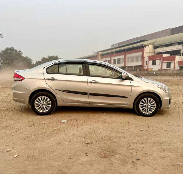 https://images10.gaadi.com/usedcar_image/4277631/original/processed_627f69dec5ffbfe4f8b9687fa9e75222.jpg?imwidth=6401