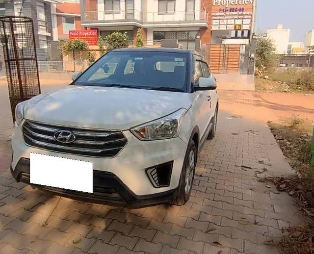 https://images10.gaadi.com/usedcar_image/4277713/original/processed_261caffc-8698-4e3b-acce-6bad6e4d777b.jpg?imwidth=6402