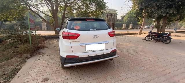 https://images10.gaadi.com/usedcar_image/4277713/original/processed_a34aadf0-5fe8-4baf-8767-270b4c3ead02.jpg?imwidth=6401