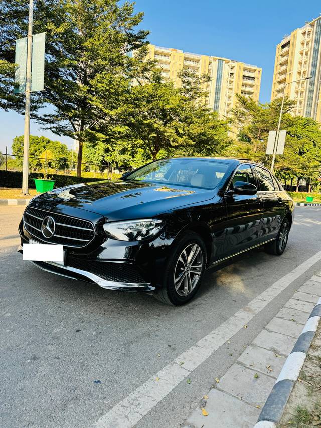 https://images10.gaadi.com/usedcar_image/4277738/original/processed_21be39dfbd8d3c1b06987e014ba1a729.jpg?imwidth=6400