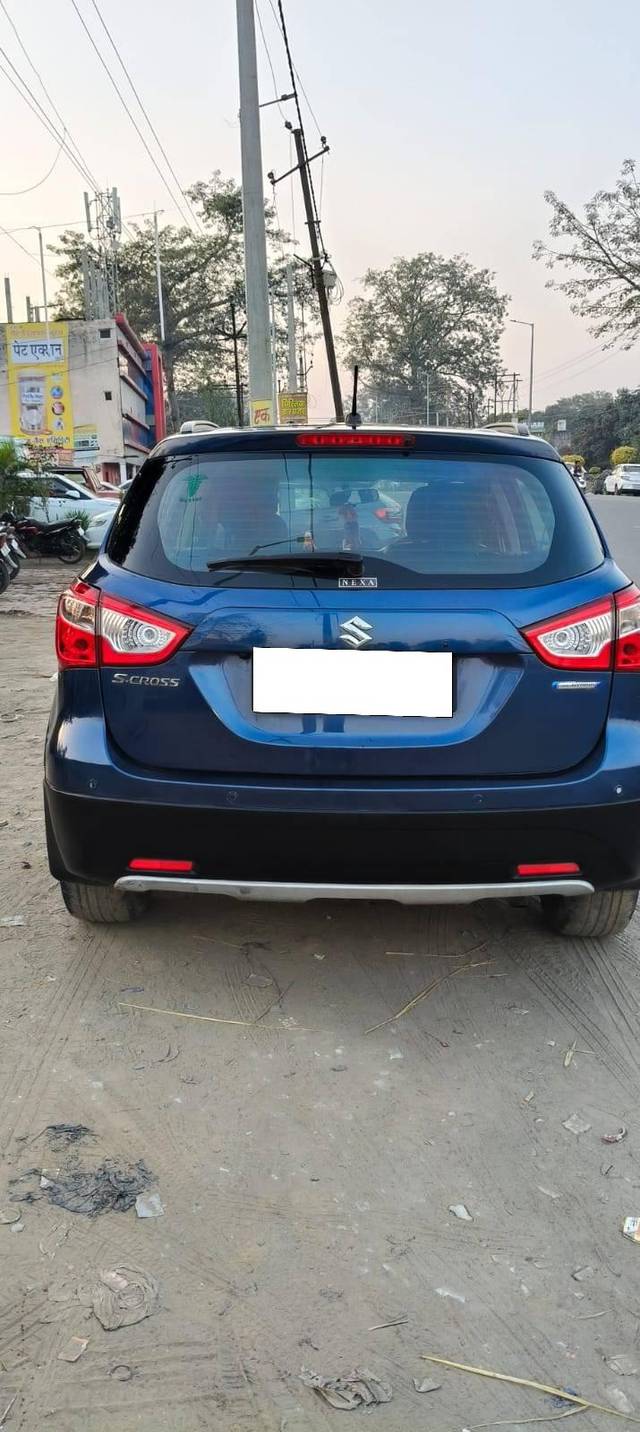 https://images10.gaadi.com/usedcar_image/4277874/original/processed_3b91c2df3b9d1c7d56fa7e526773a1ae.jpg?imwidth=6402