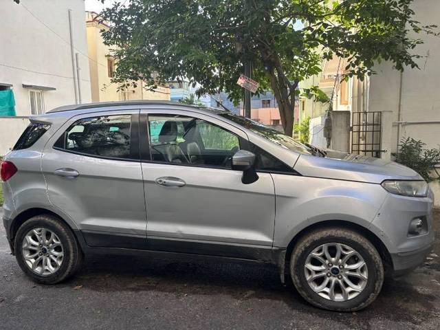 https://images10.gaadi.com/usedcar_image/4277912/original/processed_11151473-f929-471a-84d3-2893e26ce7b4.jpeg?imwidth=6401