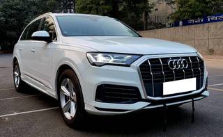 Audi Q7 2022-2024 Audi Q7 Premium plus BSVI