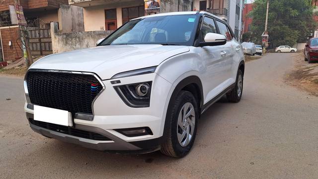 https://images10.gaadi.com/usedcar_image/4277940/original/processed_2b6834b853d00dd65f2415edf0978148.jpg?imwidth=6401