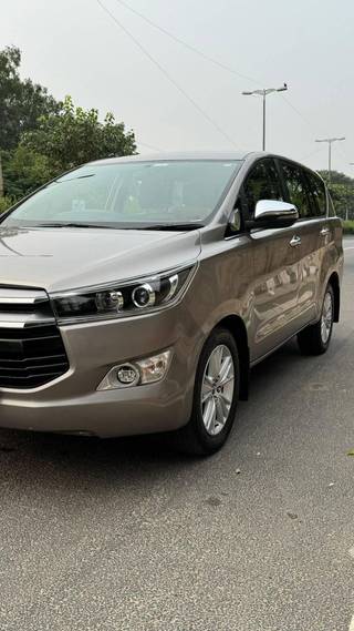 Toyota Innova Crysta 2016-2020 Toyota Innova Crysta 2.8 GX AT BSIV