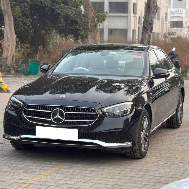 https://images10.gaadi.com/usedcar_image/4277953/original/processed_bb0dabd65d635054574fece02cbb930d.jpg?imwidth=6402