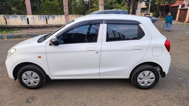 https://images10.gaadi.com/usedcar_image/4278038/original/processed_065ec9a09dea1f8b8dc3ce18da72fc47.jpg?imwidth=6402