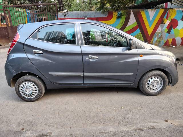 https://images10.gaadi.com/usedcar_image/4278112/original/processed_5b9500fc4d58af1f01801a12dd75329e.jpg?imwidth=6401