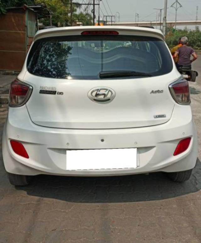 https://images10.gaadi.com/usedcar_image/4278171/original/processed_957e9239-558f-4e78-94e5-1a7ab14bbaf4.jpg?imwidth=6401