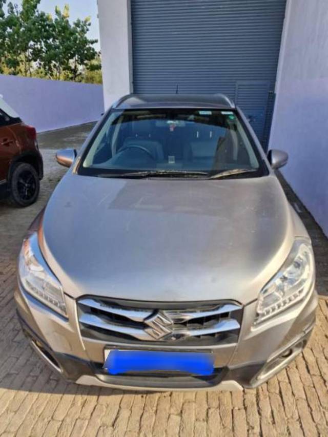 https://images10.gaadi.com/usedcar_image/4278266/original/processed_e7c9463f-da4d-4df5-8e2f-4a31b37d969e.jpeg?imwidth=6402