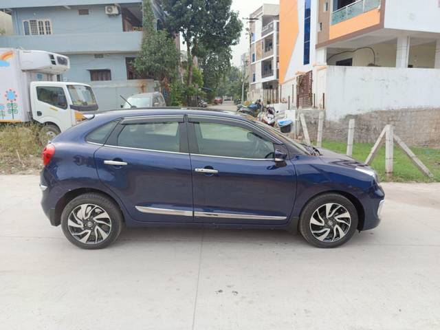 https://images10.gaadi.com/usedcar_image/4278489/original/5d3af86659f170e4ec5bbb4ac5595b6e.jpg?imwidth=6401