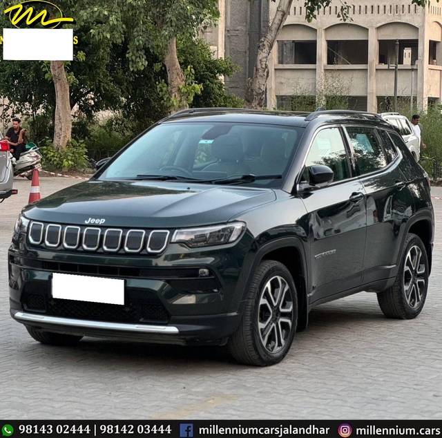 https://images10.gaadi.com/usedcar_image/4278544/original/processed_36b2590fa5496169e6d1dcf3261b856d.jpg?imwidth=6402