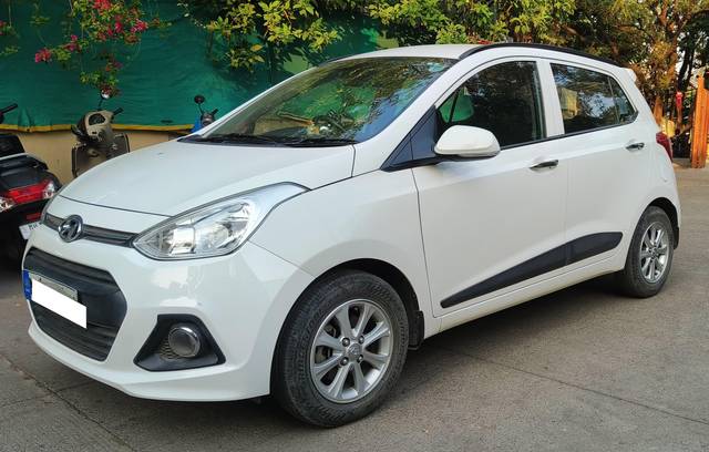 https://images10.gaadi.com/usedcar_image/4278586/original/processed_8255a3912e479beb40b8ca56a1336e2f.jpg?imwidth=6400