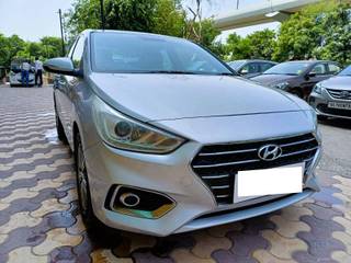 Hyundai Verna 2017-2020 Hyundai Verna VTVT 1.6 AT SX Plus