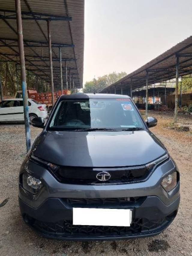 https://images10.gaadi.com/usedcar_image/4278655/original/59ae052a502757640ac4154fb4c98815.jpg?imwidth=6400