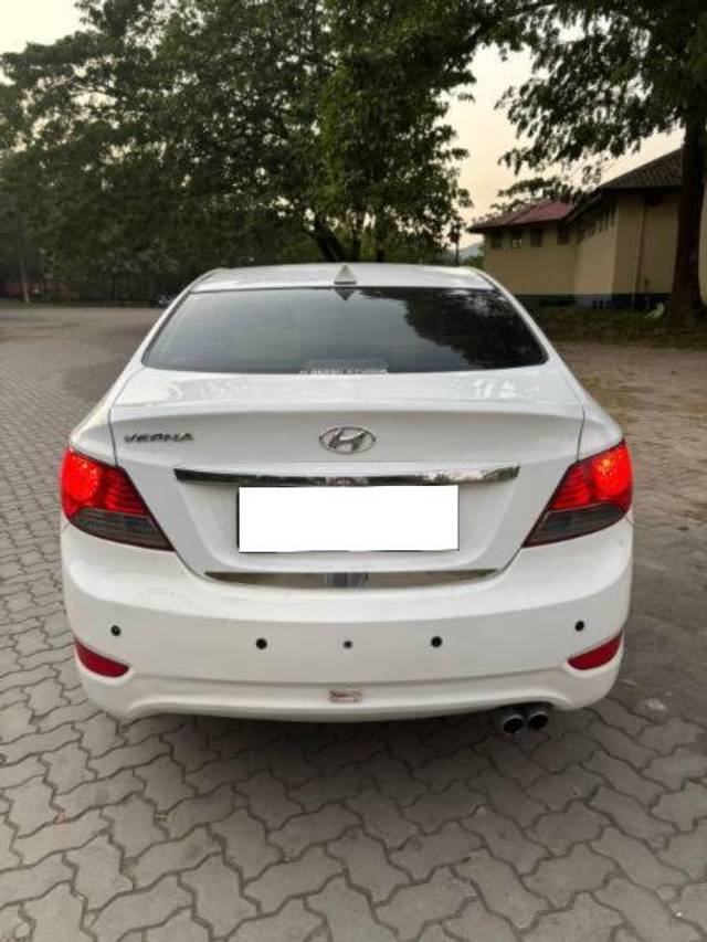 https://images10.gaadi.com/usedcar_image/4278668/original/processed_004e3fed-1f06-48ad-90be-7cf5082ca514.jpg?imwidth=6401