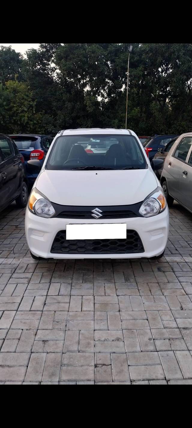 https://images10.gaadi.com/usedcar_image/4278728/original/processed_57b61b8df8816f3851b31e5fce3e4451.jpg?imwidth=6401