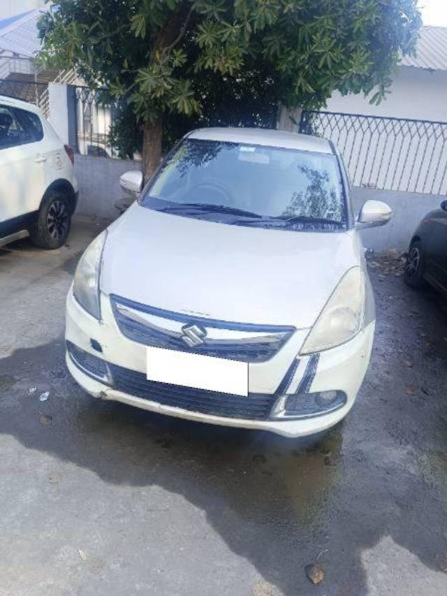 https://images10.gaadi.com/usedcar_image/4278797/original/processed_7eb2b050-45be-4738-a26a-aa8d4ba9740d.jpg?imwidth=6400