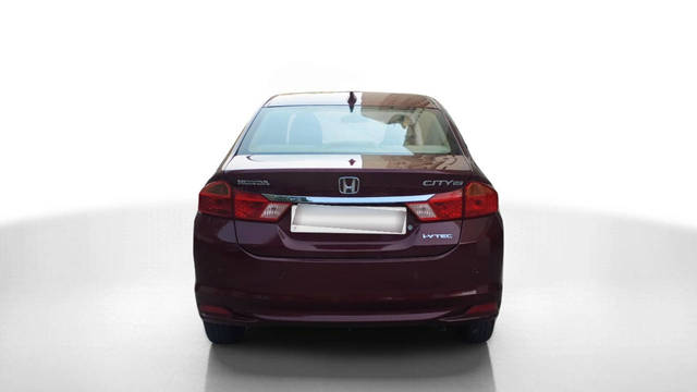 https://images10.gaadi.com/usedcar_image/4278809/original/processed_9332af1d5f9ed14dc788415760488a76.png?imwidth=6402