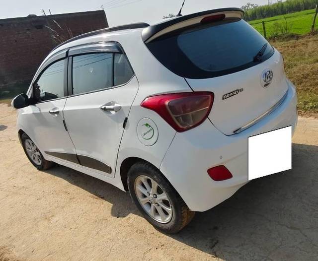 https://images10.gaadi.com/usedcar_image/4278869/original/processed_673a65ac-8b0b-48a4-b748-58f7a7ad0ebf.jpg?imwidth=6400