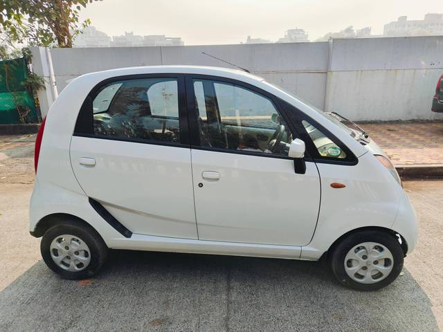 https://images10.gaadi.com/usedcar_image/4278975/original/processed_3bfc99ae457a83372457314bc2830de6.jpg?imwidth=6401