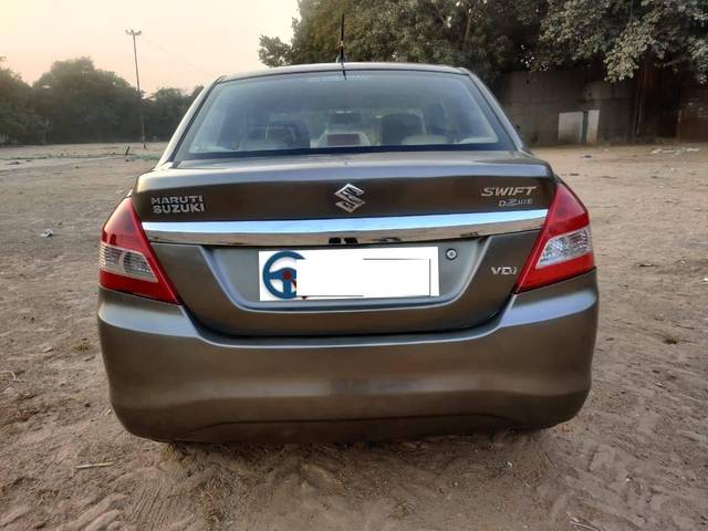 https://images10.gaadi.com/usedcar_image/4279025/original/processed_e614466ac7aa382c503b1fd1174eb321.jpg?imwidth=6402