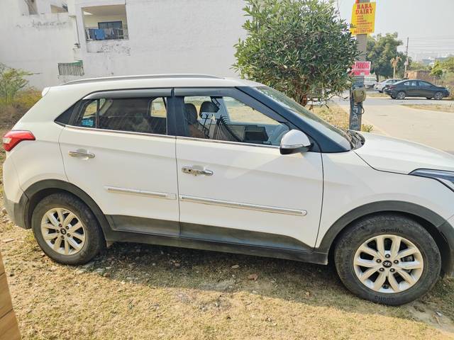 https://images10.gaadi.com/usedcar_image/4279053/original/95723138c1c32a1842f919e0c671d555.jpg?imwidth=6400