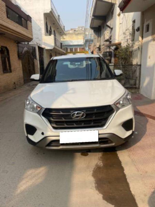 https://images10.gaadi.com/usedcar_image/4279054/original/c8e44173499210bce2fd839c12ef8937.jpg?imwidth=6400