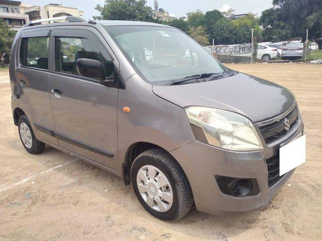 https://images10.gaadi.com/usedcar_image/4279057/original/processed_0894aa469dfe5f93bb8adabdb1287aca.jpeg?imwidth=6400