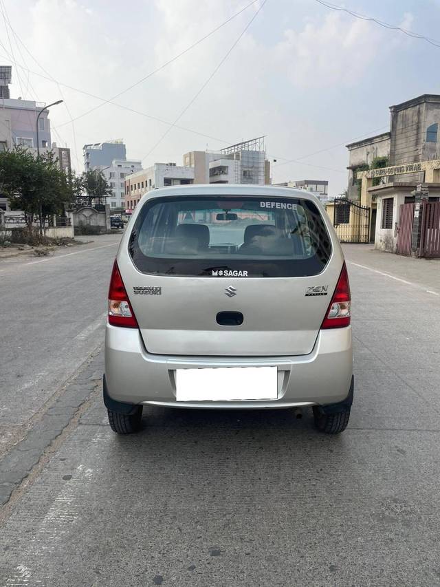 https://images10.gaadi.com/usedcar_image/4279143/original/processed_8f666caeca37f2a8c7f77c59db708687.jpg?imwidth=6401