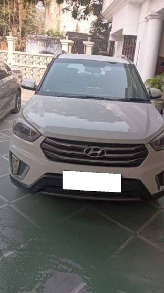 https://images10.gaadi.com/usedcar_image/4279241/original/processed_8d64a80a9aee5e6840d67718e61c9de2.jpg?imwidth=6400