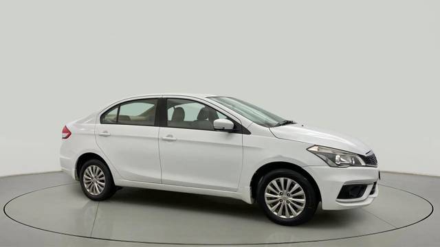 https://images10.gaadi.com/usedcar_image/4279318/original/03b00911359890e08668495c2edf4f8f.jpg?imwidth=6400