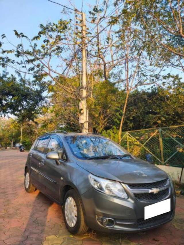 https://images10.gaadi.com/usedcar_image/4279329/original/processed_d36b4242-5a95-4dec-b381-3bb0e9dc8d93.jpg?imwidth=6400