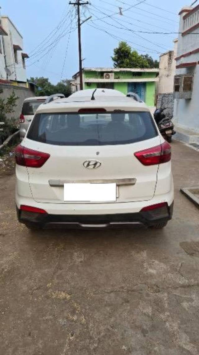 https://images10.gaadi.com/usedcar_image/4279376/original/processed_9ae13bdc-4c6f-462c-8d44-a8e388dec659.jpeg?imwidth=6402